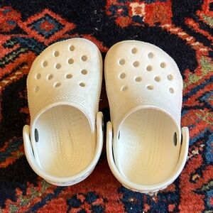 ❤️ Infant CROCS Clogs